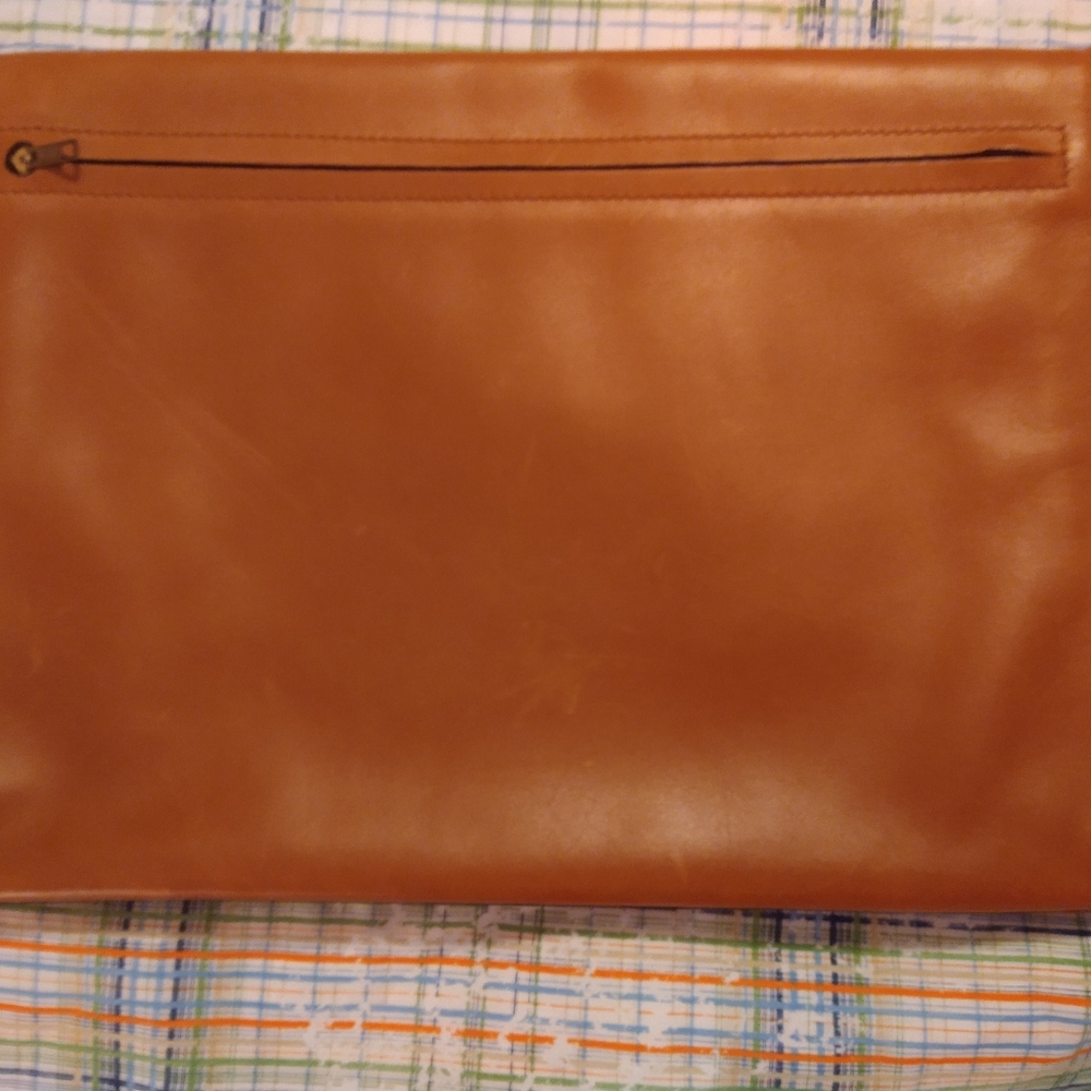 Authentic Dunhill London Caramel Leather Messenger Bag for Men or Women - Picture 10 of 13